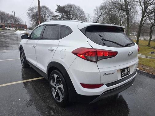 2016 Hyundai TUCSON Sport
