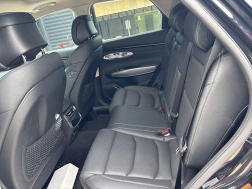 2025 Genesis GV70 2.5T AWD