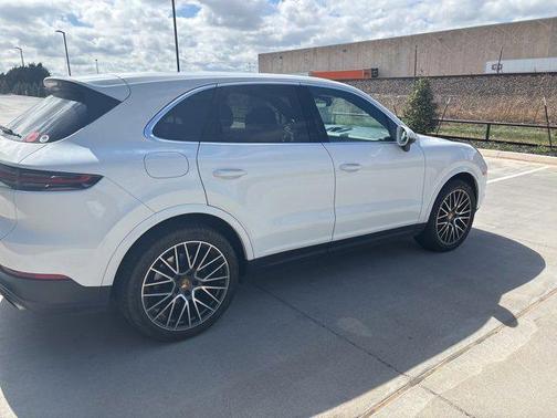 2019 Porsche Cayenne Base