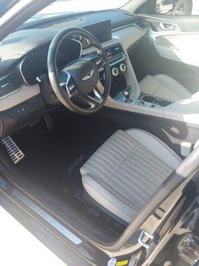 2023 Genesis G70 2.0T RWD