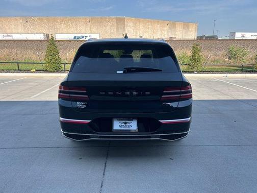2025 Genesis GV80 2.5T