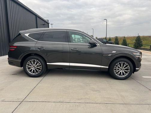 2025 Genesis GV80 2.5T