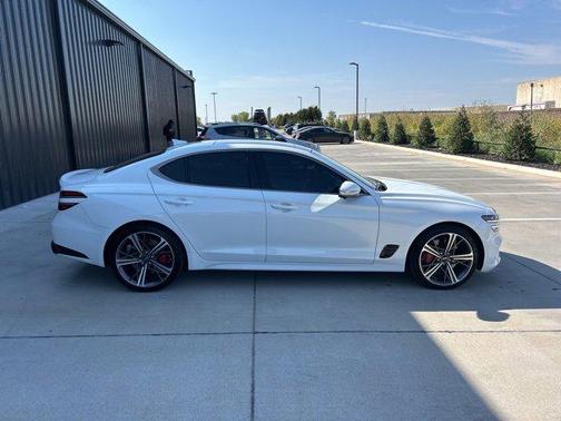 2024 Genesis G70 3.3T RWD Sport Advanced