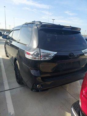 2017 Toyota Sienna SE Premium