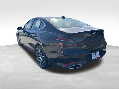 2026 Genesis G70 2.5T RWD