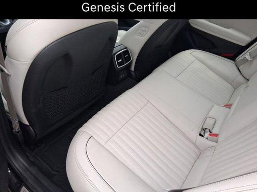 2025 Genesis G70 2.5T RWD