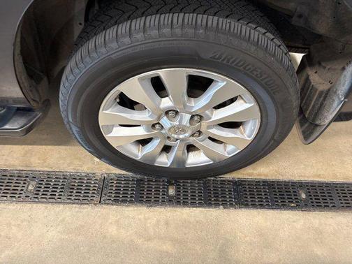2014 Toyota Sequoia Platinum