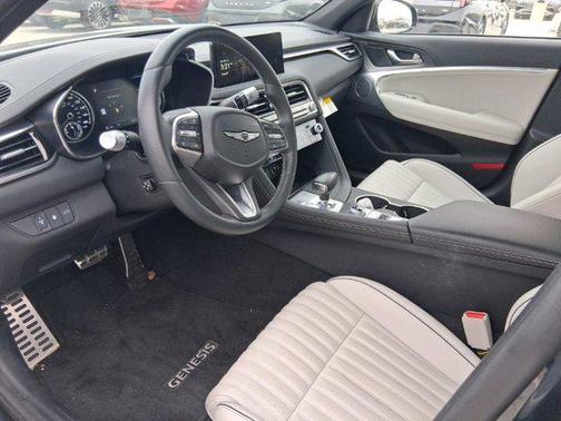 2025 Genesis G70 3.3T RWD Sport Advanced