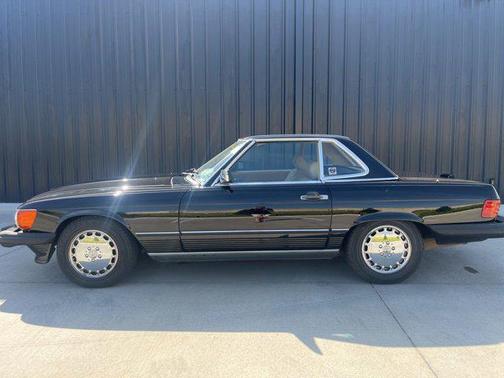 1988 Mercedes-Benz S-Class 560 SL