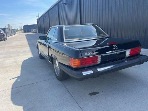 1988 Mercedes-Benz S-Class 560 SL
