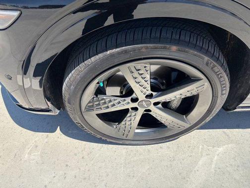 2025 Genesis GV70 3.5T AWD Sport