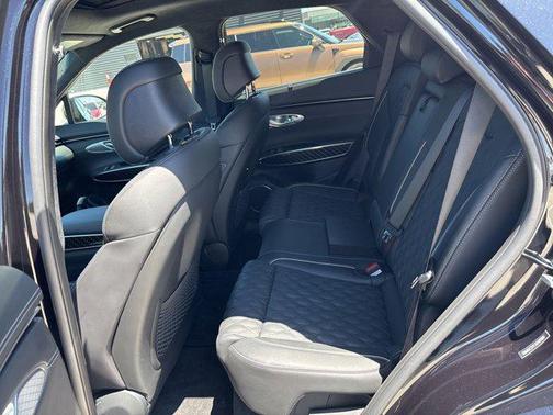 2025 Genesis GV70 3.5T AWD Sport