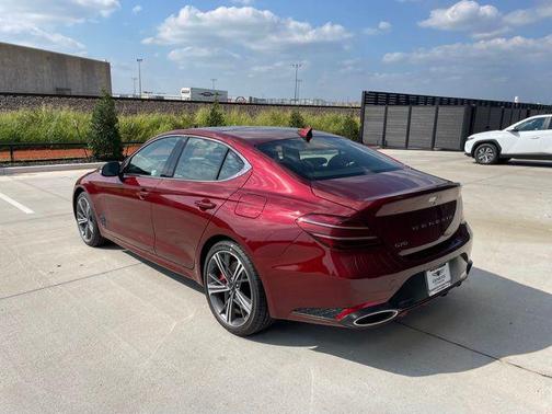 2025 Genesis G70 2.5T RWD