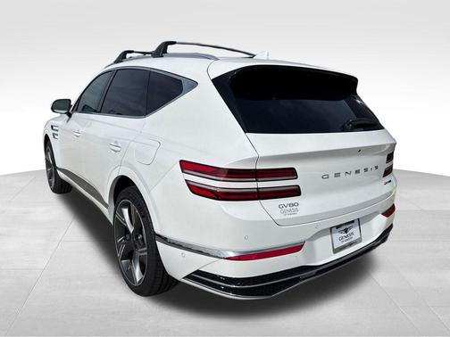 Uyuni White 2026 Genesis GV80 3.5T