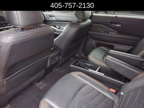 2022 Nissan Pathfinder Platinum 4WD