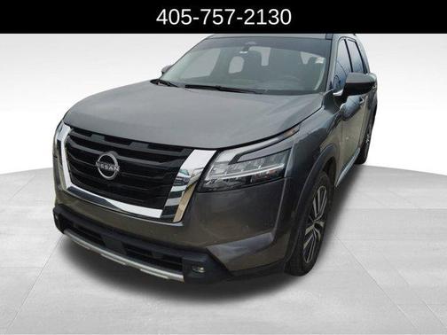 2022 Nissan Pathfinder Platinum 4WD