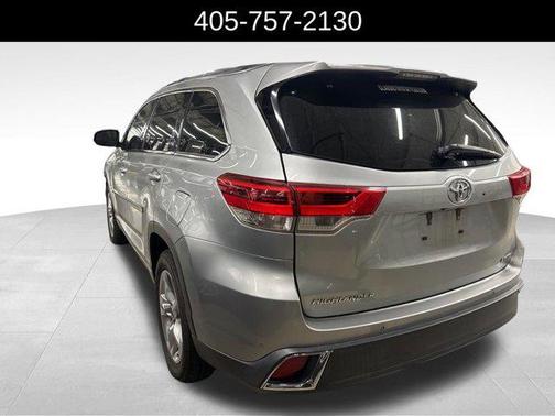 Celestial Silver Metallic 2018 Toyota Highlander Limited