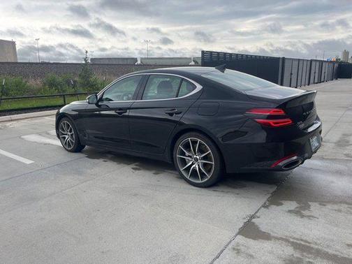 2025 Genesis G70 2.5T RWD