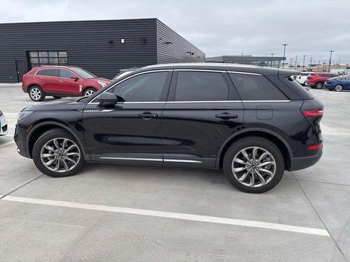 2021 Lincoln Corsair Standard