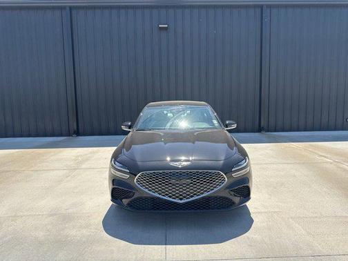2025 Genesis G70 2.5T RWD