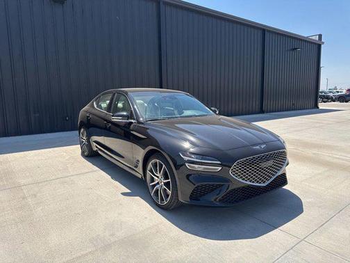 2025 Genesis G70 2.5T RWD
