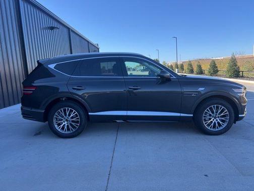 2025 Genesis GV80 2.5T