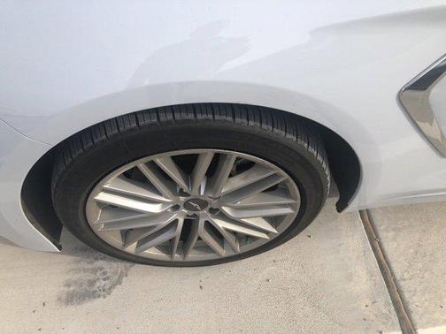 2021 Genesis G70 2.0T RWD