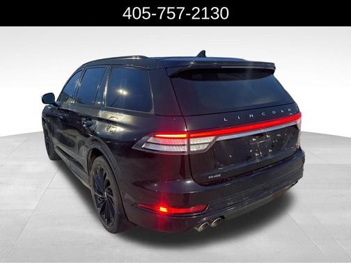 Infinite Black Metallic Clearcoat 2023 Lincoln Aviator Reserve AWD