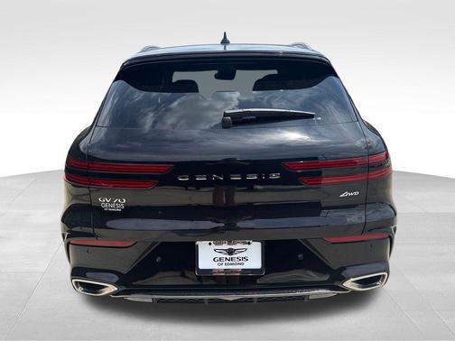 Vik Black 2026 Genesis GV70 2.5T Sport Prestige