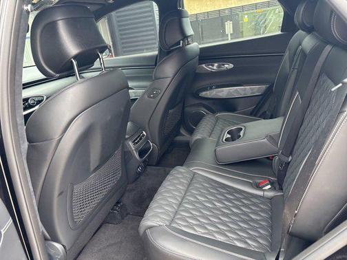 2024 Genesis GV70 3.5T AWD Sport