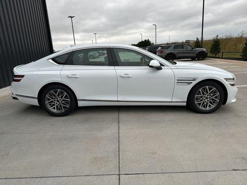 2025 Genesis G80 2.5T AWD