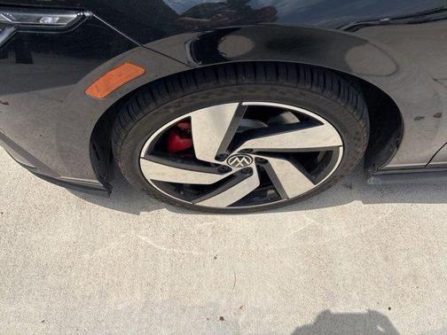 2024 Volkswagen Golf GTI 2.0T S DSG