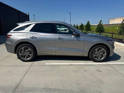 2025 Genesis GV70 2.5T AWD