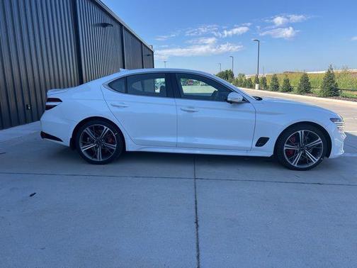 2025 Genesis G70 3.3T RWD Sport Advanced