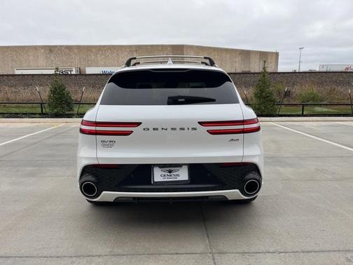 2025 Genesis GV70 2.5T AWD