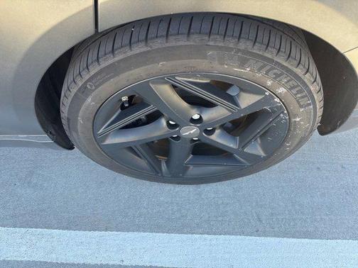 2023 Genesis G80 2.5T RWD