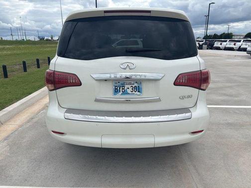 2016 INFINITI QX80 Base
