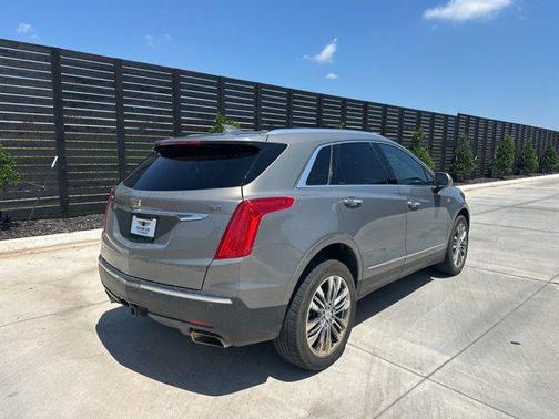2018 Cadillac XT5 Premium Luxury