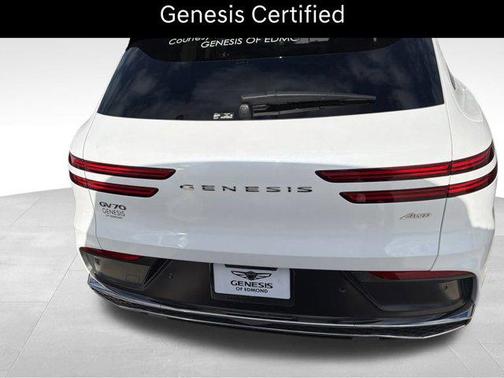 2026 Genesis GV70 2.5T Select