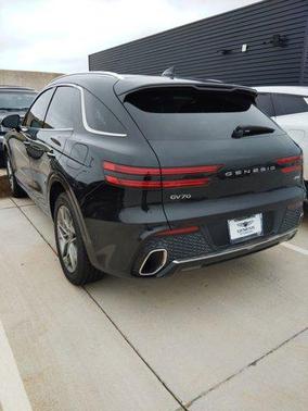 2022 Genesis GV70 2.5T AWD