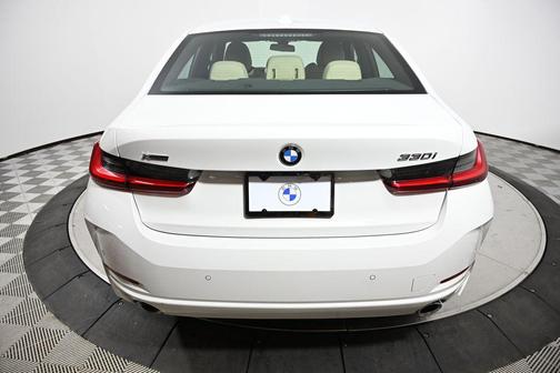 2023 BMW 330 xDrive