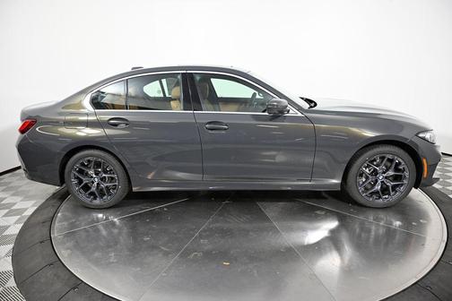 2026 BMW 330 i xDrive