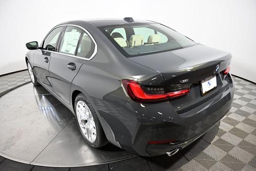 2026 BMW 330 i xDrive