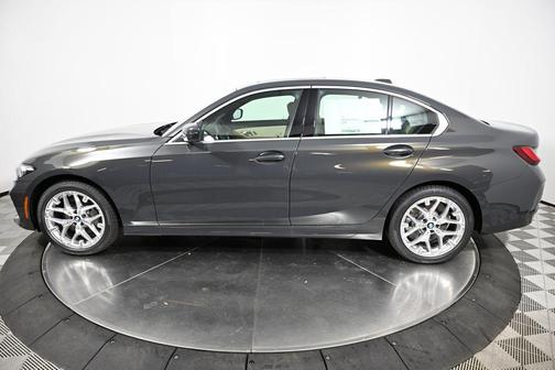 2026 BMW 330 i xDrive