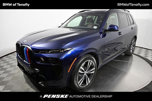 2025 BMW X7 xDrive40i