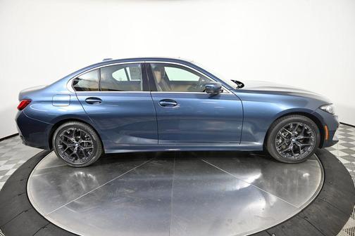 2025 BMW 330 i xDrive