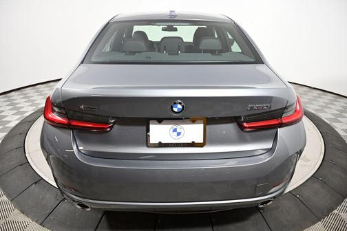 2026 BMW 330 xDrive NA