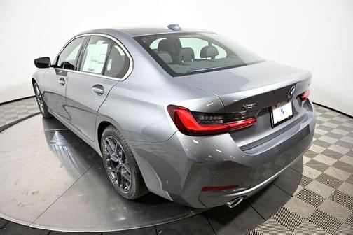 2026 BMW 330 xDrive NA