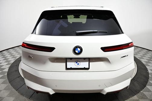 2026 BMW iX xDrive45