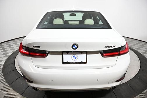 2019 BMW 330 xDrive